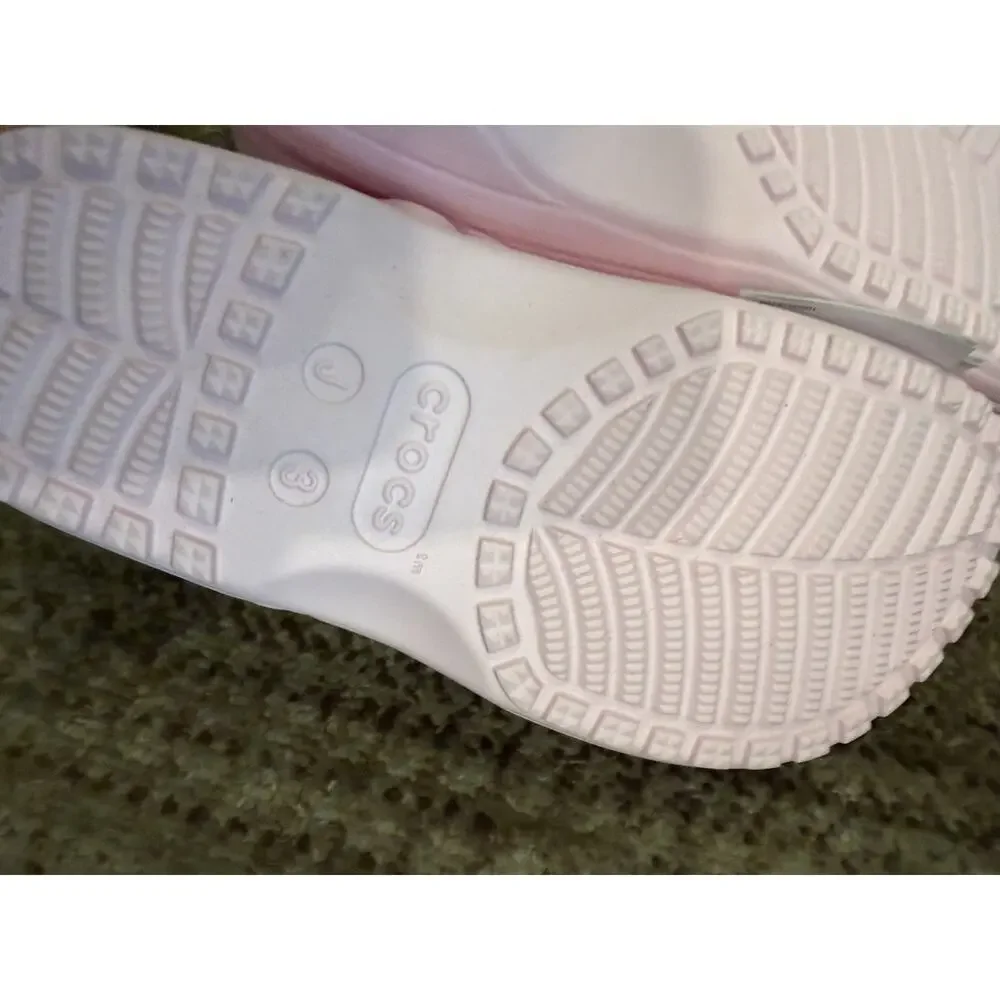 Crocs Clogs Classic Pink With Floral Cut-Out Size 3 Junior, Big Girl Sz 3 NWT